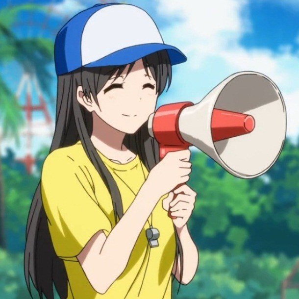 安達映子